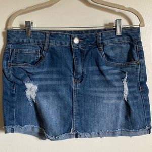 🌞Dollhouse Medium Wash 90’s Distressed Cuffed Raw Hem Mini Skirt